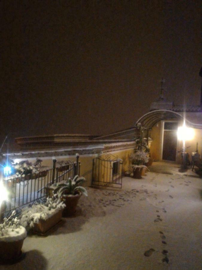 La Terrazza B&B Россано Екстер'єр фото